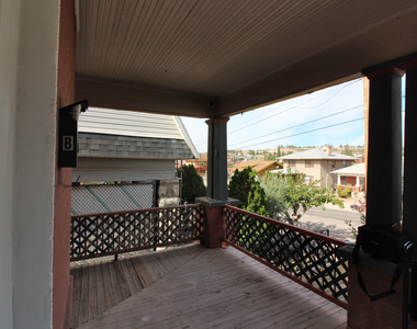 1408 Arizona Avenue - Photo Thumbnail 9