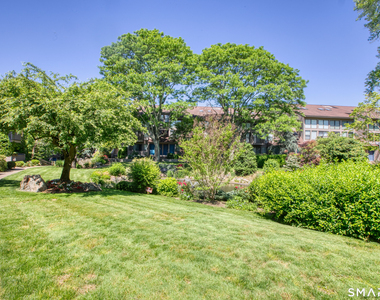 1465 Putnam Avenue - Photo Thumbnail 30