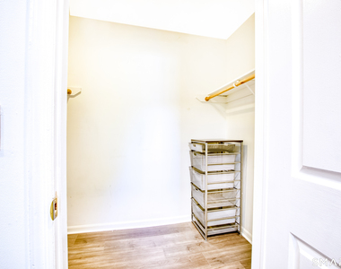 1465 Putnam Avenue - Photo Thumbnail 19