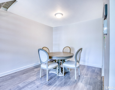 1465 Putnam Avenue - Photo Thumbnail 4