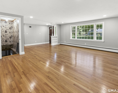 35 Woodland Drive - Photo Thumbnail 10