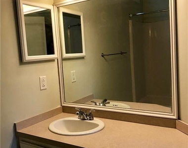 50 River Colony - Photo Thumbnail 10