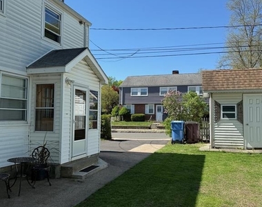 17 New Hampshire Drive - Photo Thumbnail 13
