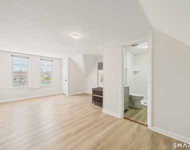 714 B Madison Avenue - Photo Thumbnail 5