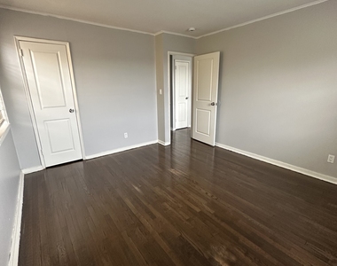 114 Hillcrest Avenue - Photo Thumbnail 3