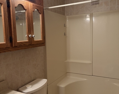 13 Kent Court - Photo Thumbnail 11