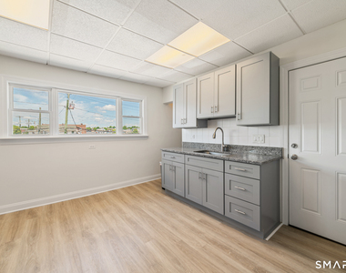 714 A Madison Avenue - Photo Thumbnail 2