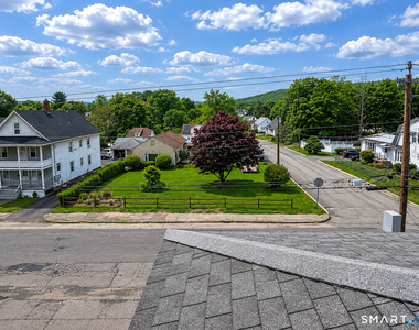 386 Brightwood Avenue - Photo Thumbnail 11