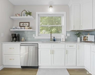 270 Elm Street - Photo Thumbnail 14