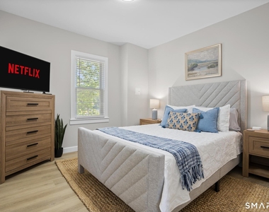 270 Elm Street - Photo Thumbnail 16