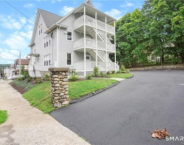 174 Coram Avenue - Photo Thumbnail 13