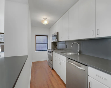 121 Madison Avenue - Photo Thumbnail 4