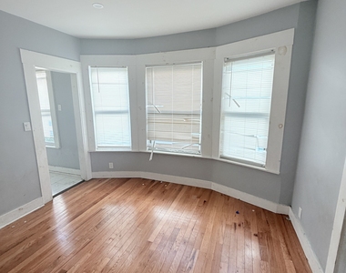 161 Lamberton Street - Photo Thumbnail 3