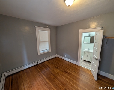 23 Lyman Street - Photo Thumbnail 5