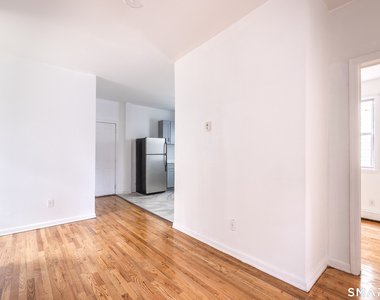 1254 Pembroke Street - Photo Thumbnail 3