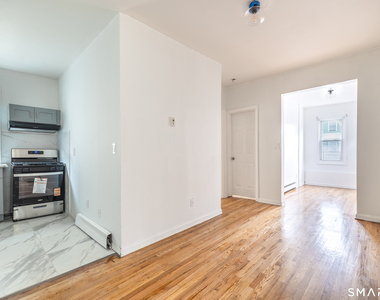 1254 Pembroke Street - Photo Thumbnail 2