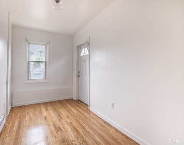 1254 Pembroke Street - Photo Thumbnail 4