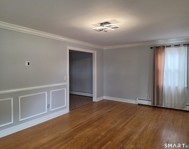 64 Wislock Street - Photo Thumbnail 2