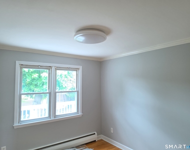 64 Wislock Street - Photo Thumbnail 4