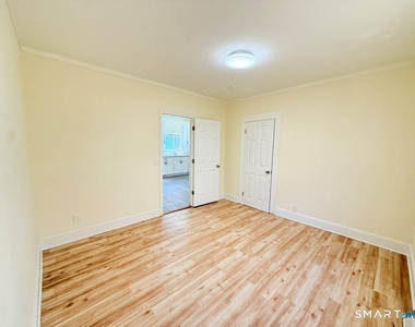 101 Prince Street - Photo Thumbnail 2