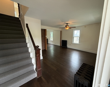 131 Eastern Drive - Photo Thumbnail 1