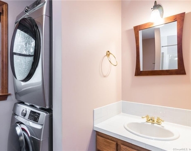 42 South Road - Photo Thumbnail 10