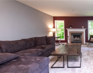 42 South Road - Photo Thumbnail 8