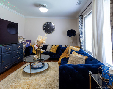 309 Ely Avenue - Photo Thumbnail 2