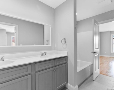 232 Columbus Avenue - Photo Thumbnail 11