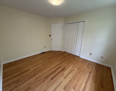 183 Osborn Road - Photo Thumbnail 18