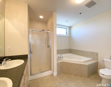 343 Beach Street - Photo Thumbnail 22