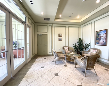 343 Beach Street - Photo Thumbnail 3