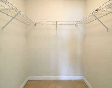 343 Beach Street - Photo Thumbnail 21