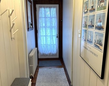 33 Sybil Avenue - Photo Thumbnail 3