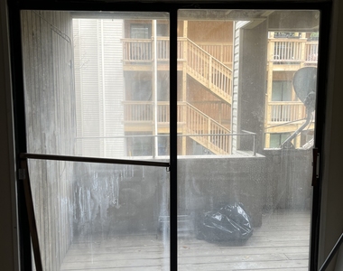 135 Burgundy Hill Lane - Photo Thumbnail 7