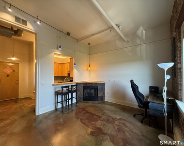 43 Chestnut Street - Photo Thumbnail 2