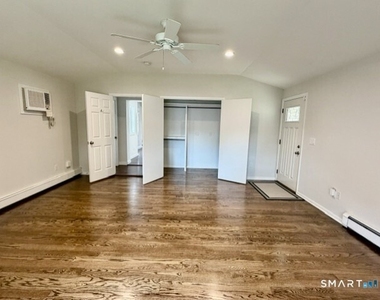 10 Wells Avenue - Photo Thumbnail 8