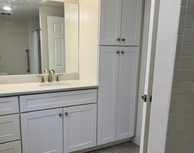 10 Wells Avenue - Photo Thumbnail 10