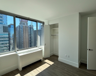 West 47th Street | Theater District - Photo Thumbnail 1