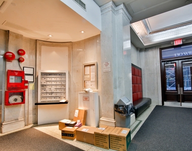 135 William Street - Photo Thumbnail 10