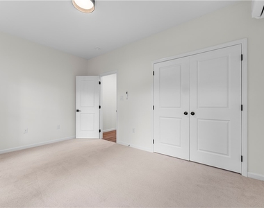 902 Morrison St - Photo Thumbnail 22