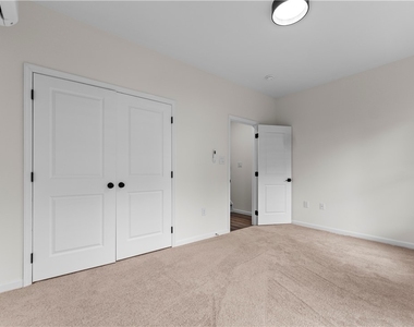 902 Morrison St - Photo Thumbnail 23