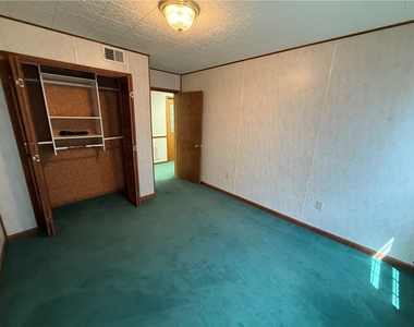 5895 Heckert Rd - Photo Thumbnail 11