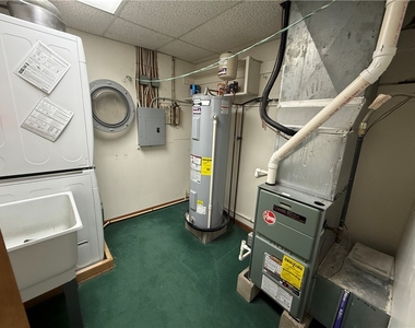 5895 Heckert Rd - Photo Thumbnail 9