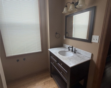 546 California Ave - Photo Thumbnail 14