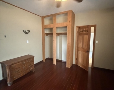 546 California Ave - Photo Thumbnail 11