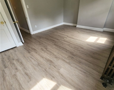 4303 Ludwick St - Photo Thumbnail 5