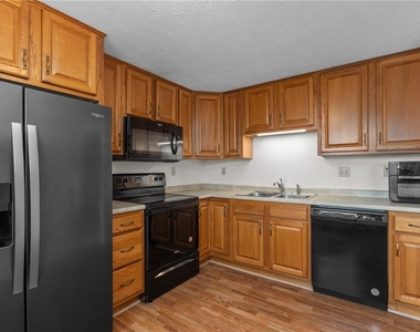 264 Scott Ln - Photo Thumbnail 7