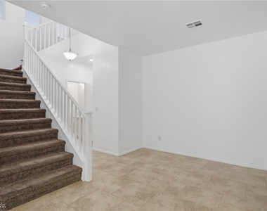 7373 Puddle Duck Street - Photo Thumbnail 11