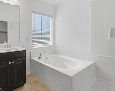 7373 Puddle Duck Street - Photo Thumbnail 20